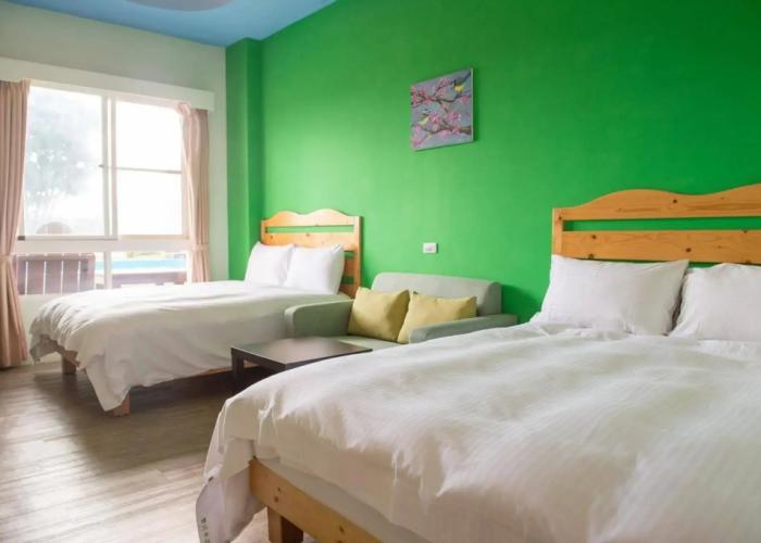 Country Lane Hostel