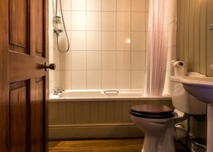 The Huntsman Inn