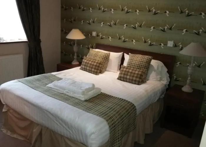 The Huntsman Inn