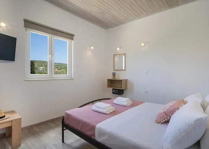 B&M Villa Sirili