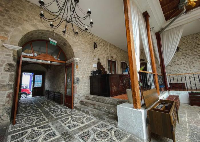 Golden Rest Ecuador