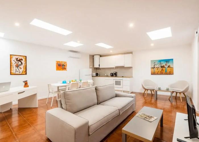 Live Laugh Love Beach Guest Home with AC