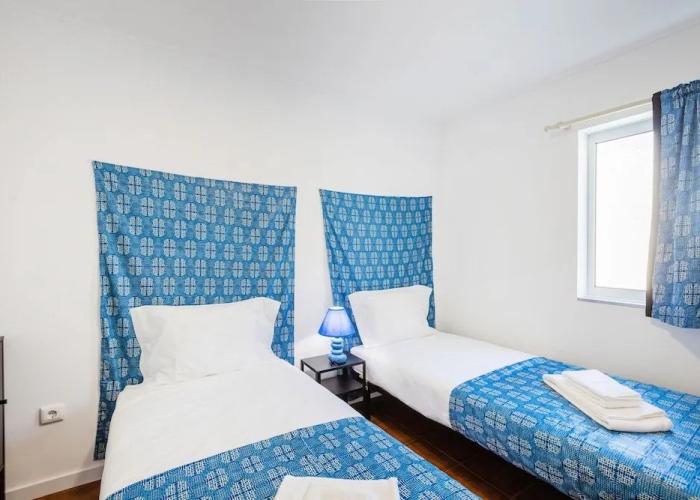 Live Laugh Love Beach Guest Home with AC