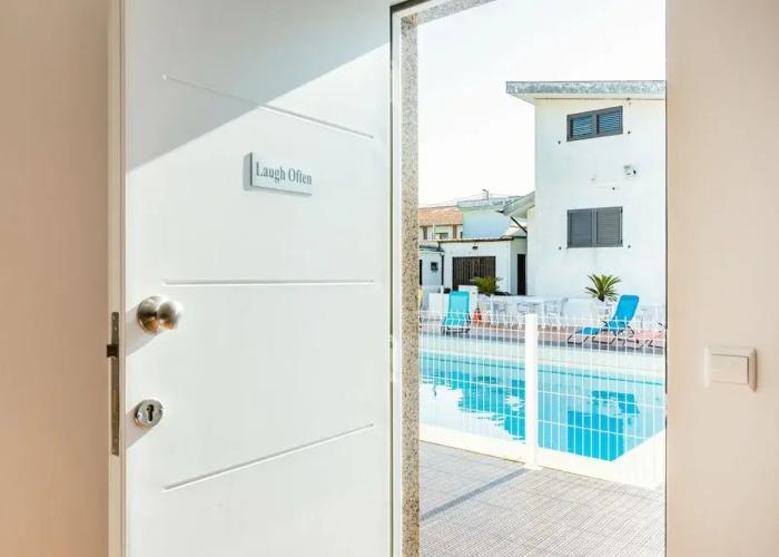 Live Laugh Love Beach Guest Home with AC