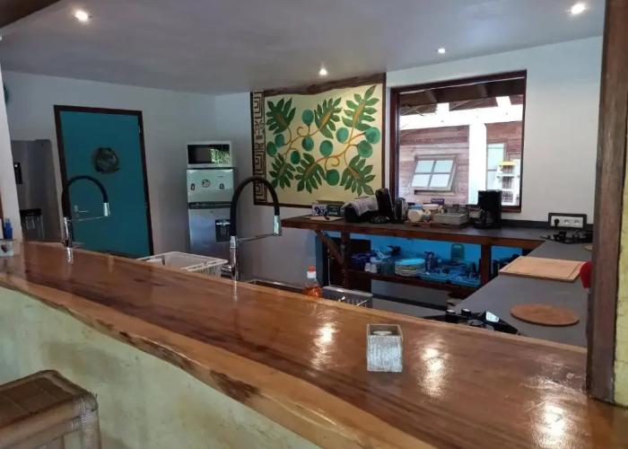 Fare Oviri Lodge