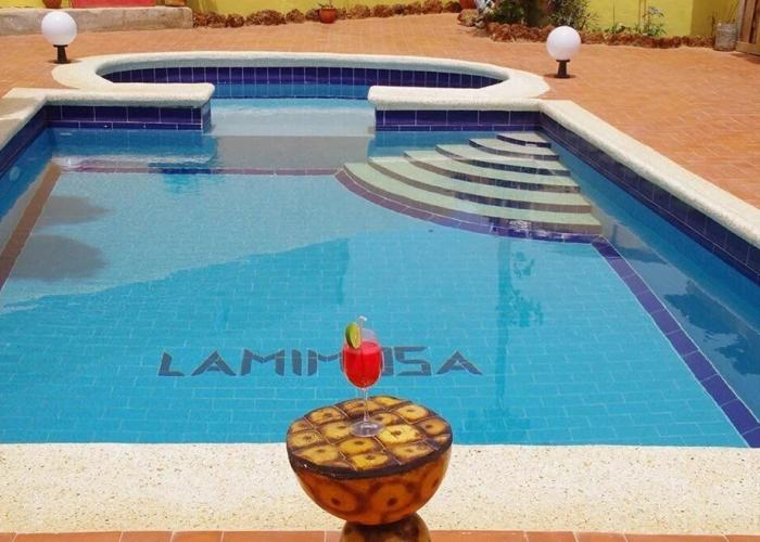 Hotel Mimosa - Hostel