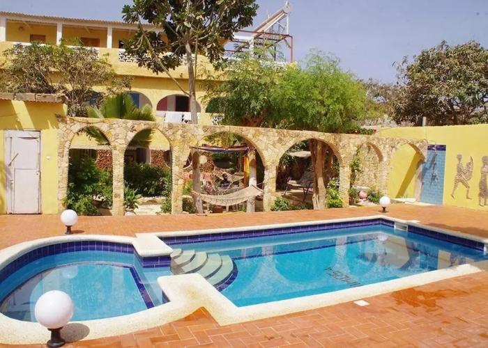 Hotel Mimosa - Hostel