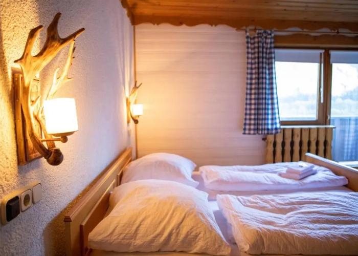 Hotel Wildrose