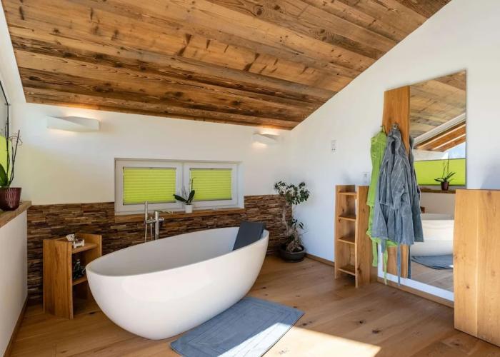Chalet in Neukirchen am Grossvenediger With Pool