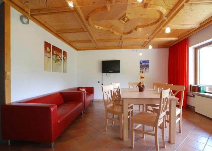 Scenic Apartment in Neukirchen am Großvenediger near Ski Area