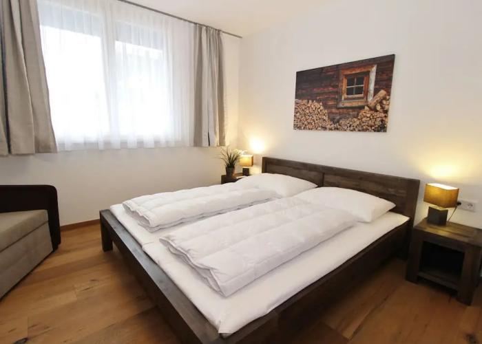 Stylish Flat With Garden & Sauna Access