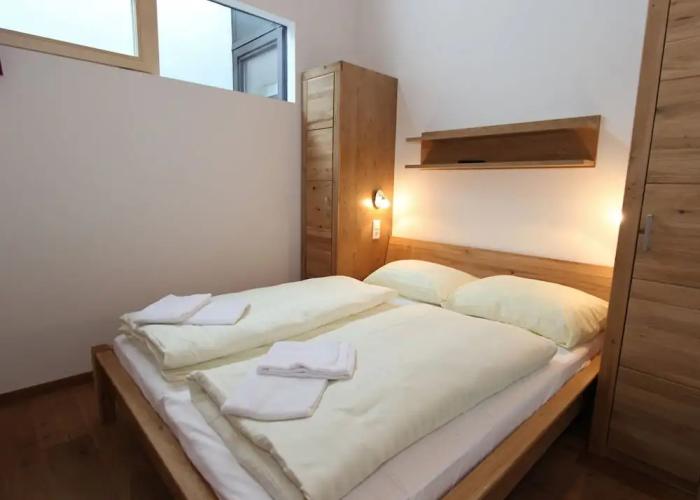 Stylish Flat With Garden & Sauna Access