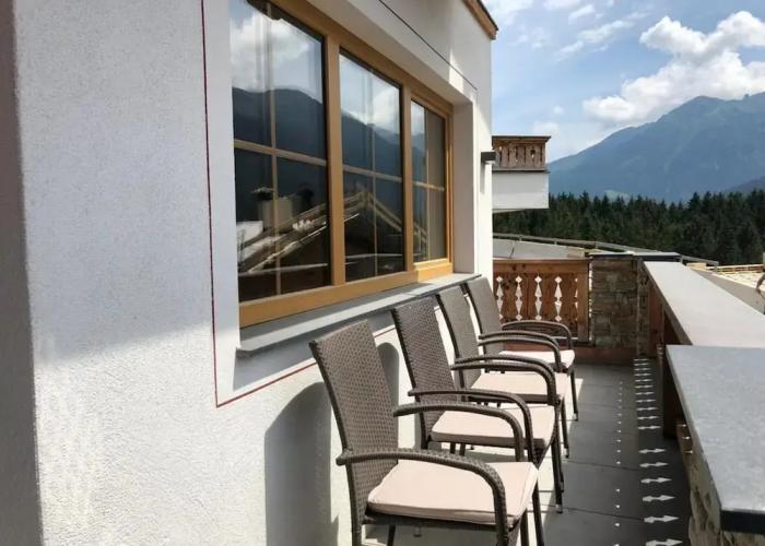 Affluent Chalet in Neukirchen near Wildkogel Ski Arena