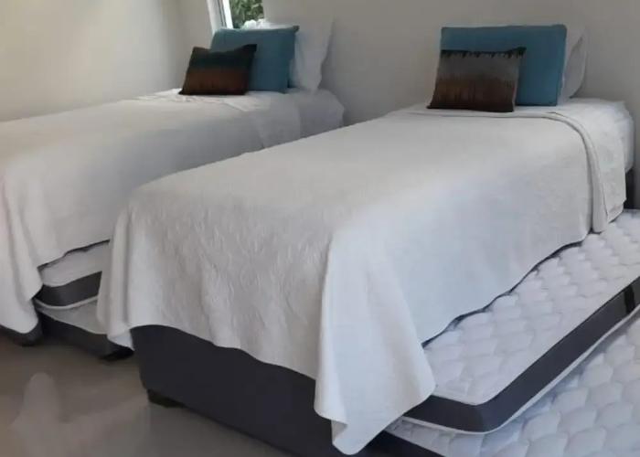 Quinta Moderna Piscina Privada Via Girar