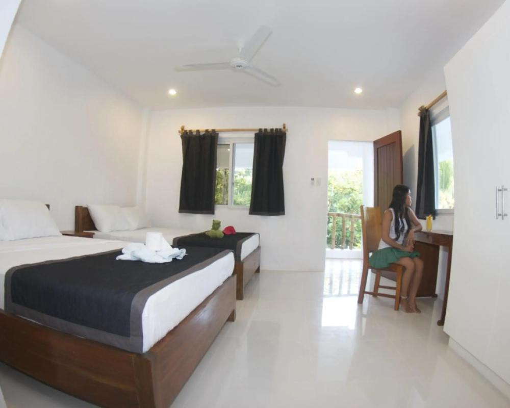 фото Evolution Dive and Beach Resort