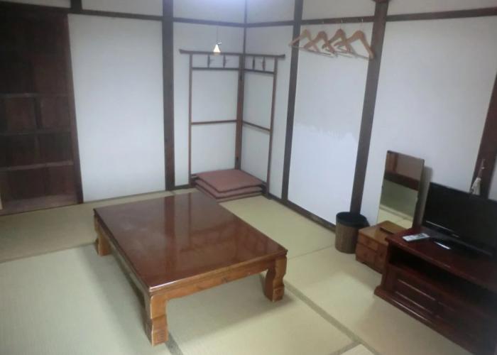 Yufuin Country Road Youth Hostel