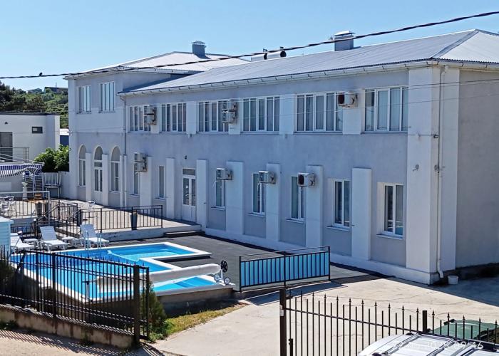 Azov Hotel