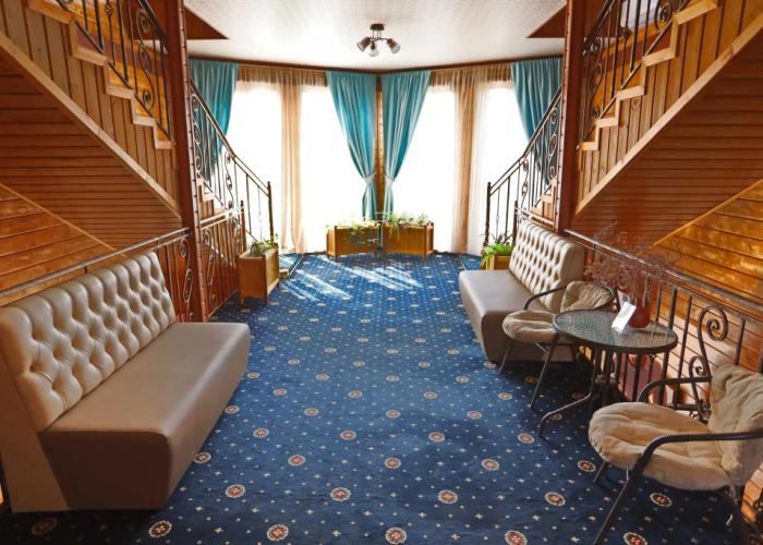 Yalta Hotel