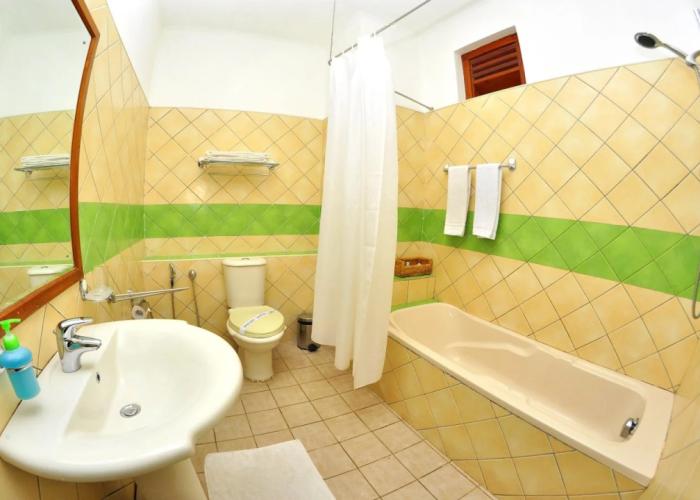 Royal Beach Resort