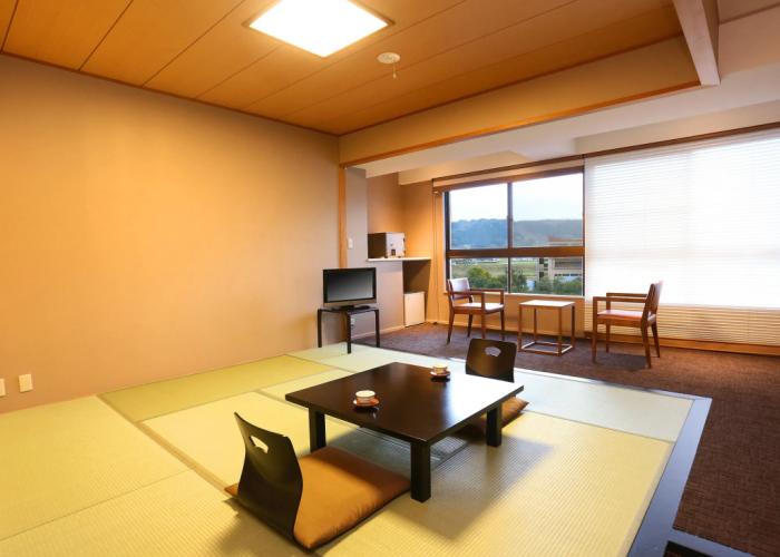 Hotel Parens Onoya