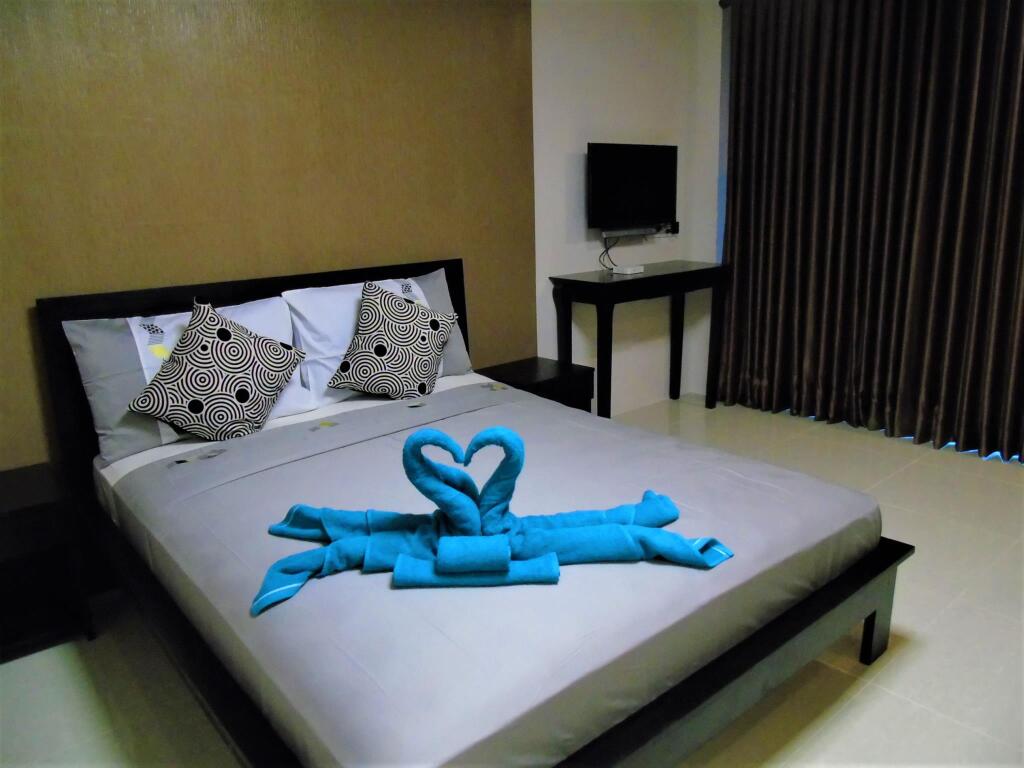 Phaidon Beach Resort