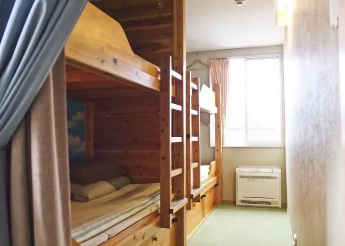 Aso Base Backpackers