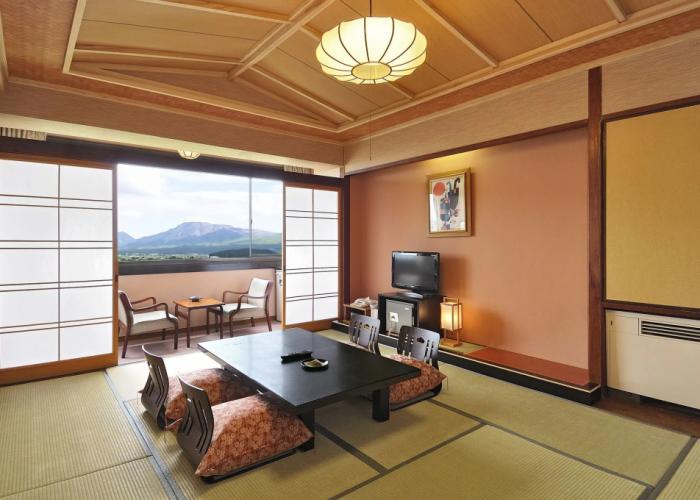 Aso Plaza Hotel