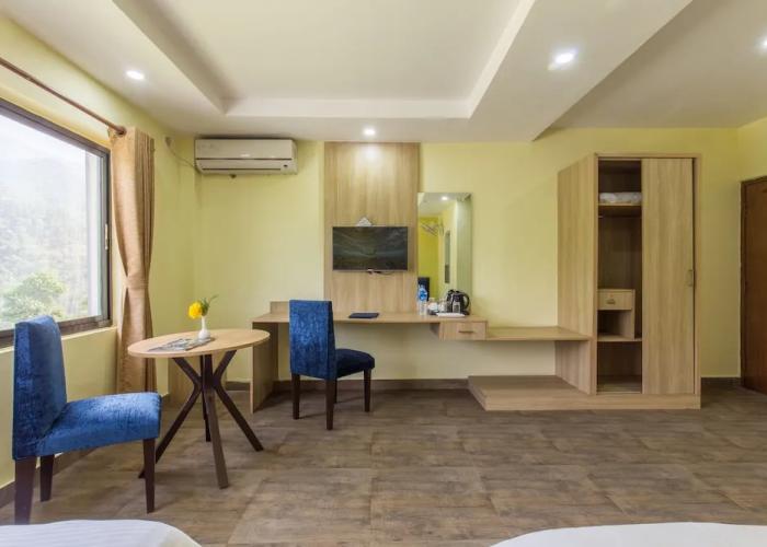 Siddhartha Riverside Resort