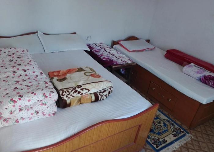 Kayastha restaurant and lodge