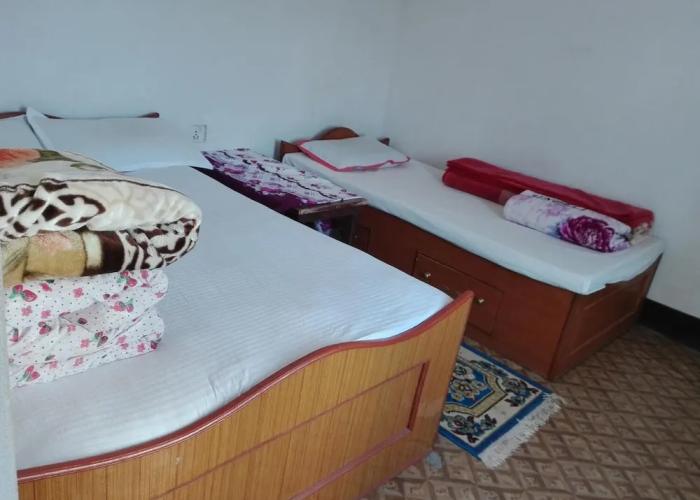 Kayastha restaurant and lodge