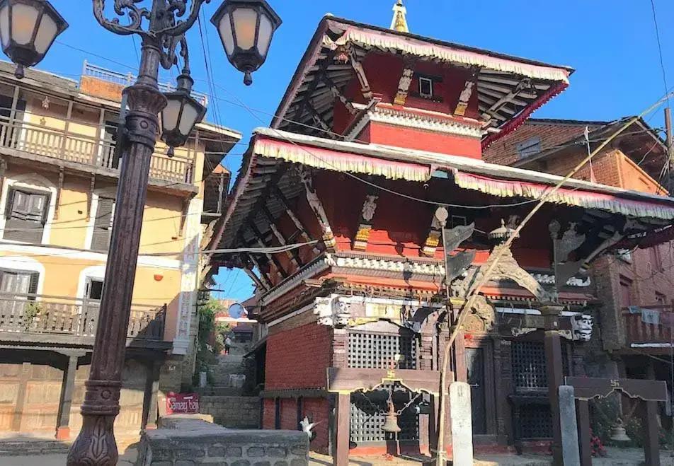 Unique Hotel And Lodge