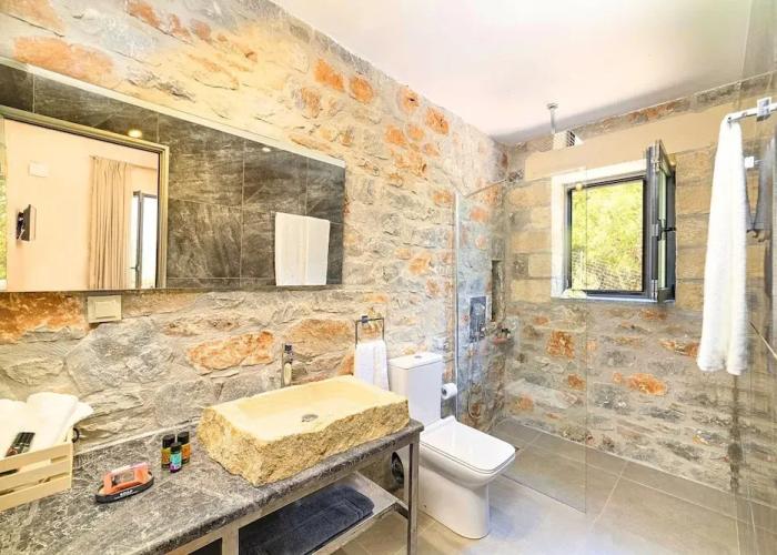 Villa Vardis Heated Pool