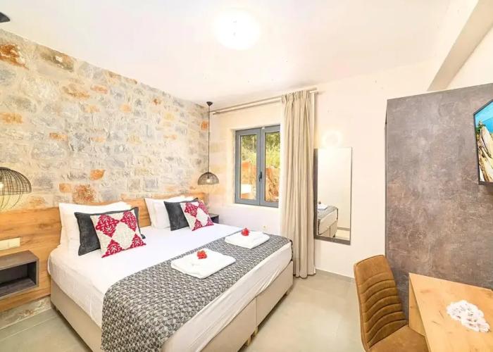 Villa Vardis Heated Pool