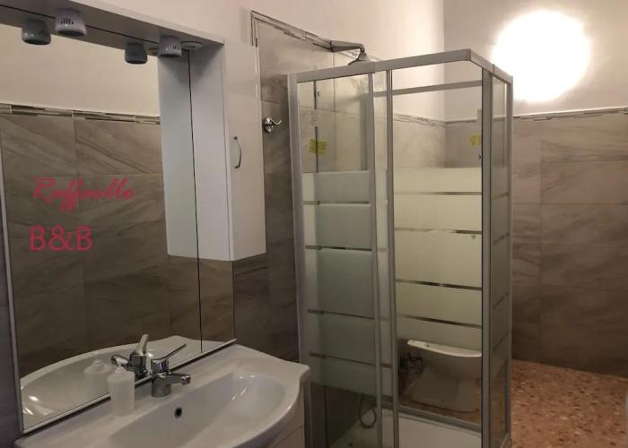 B & B Raffaello
