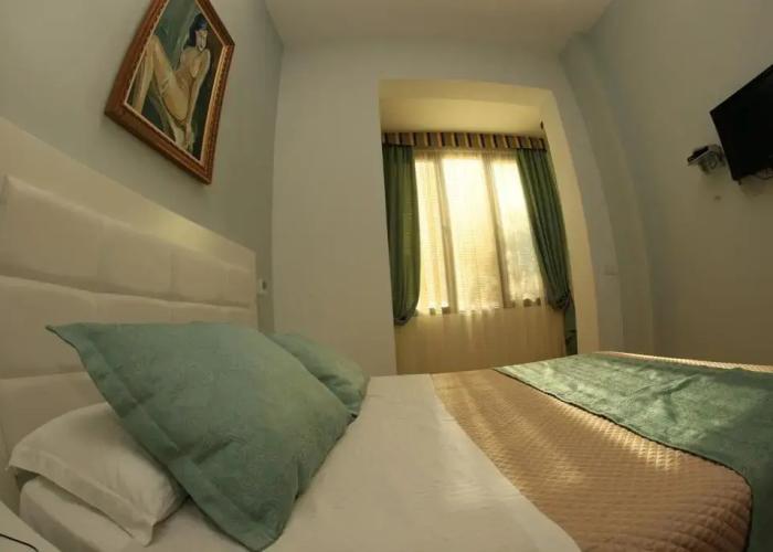 Grand White City Hotel