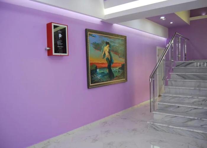 Grand White City Hotel