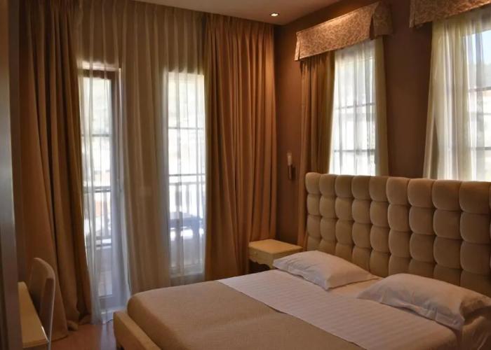 Rezidenca Desaret Hotel