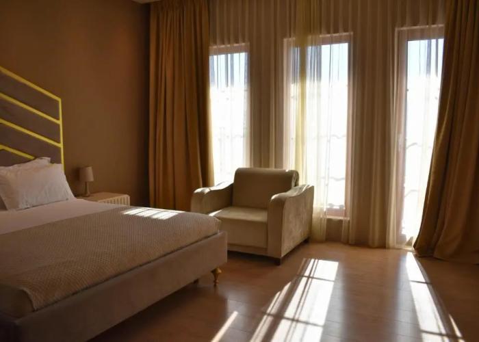 Rezidenca Desaret Hotel