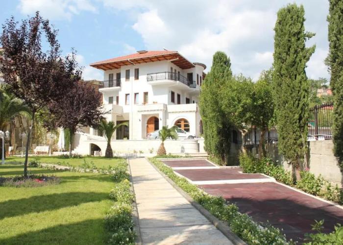 Rezidenca Desaret Hotel
