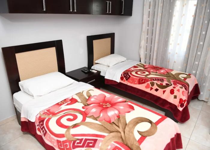 Hotel Bardhi