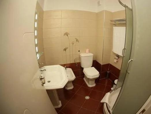 White City Hotel