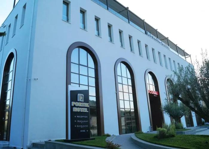 Portik Hotel