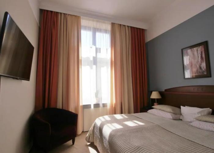 Hotel Bast