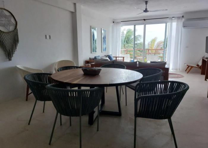 Noah Beach Hotel & Suites
