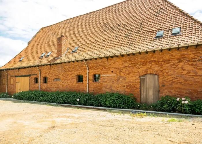 Cosy Holiday Home in Moorslede With Pool