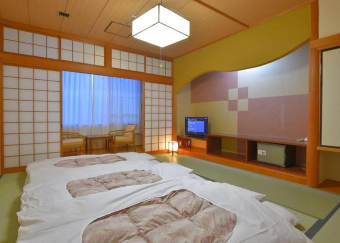 Hill Hotel Sunpia Iga