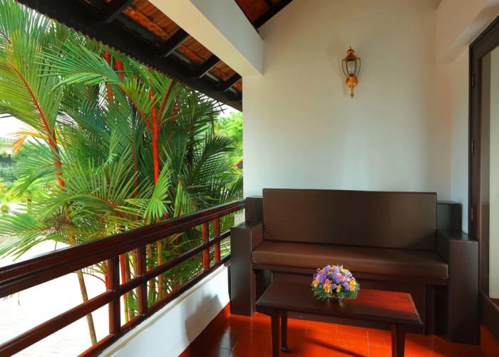 Nihara Resort And Spa