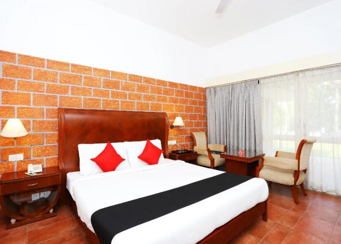 Capital O 29855 Island Inn