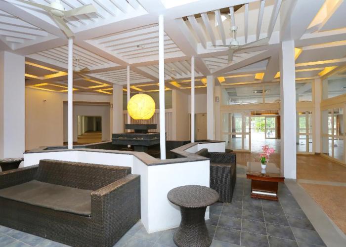 Capital O 29855 Island Inn