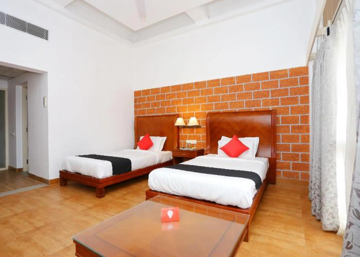 Capital O 29855 Island Inn